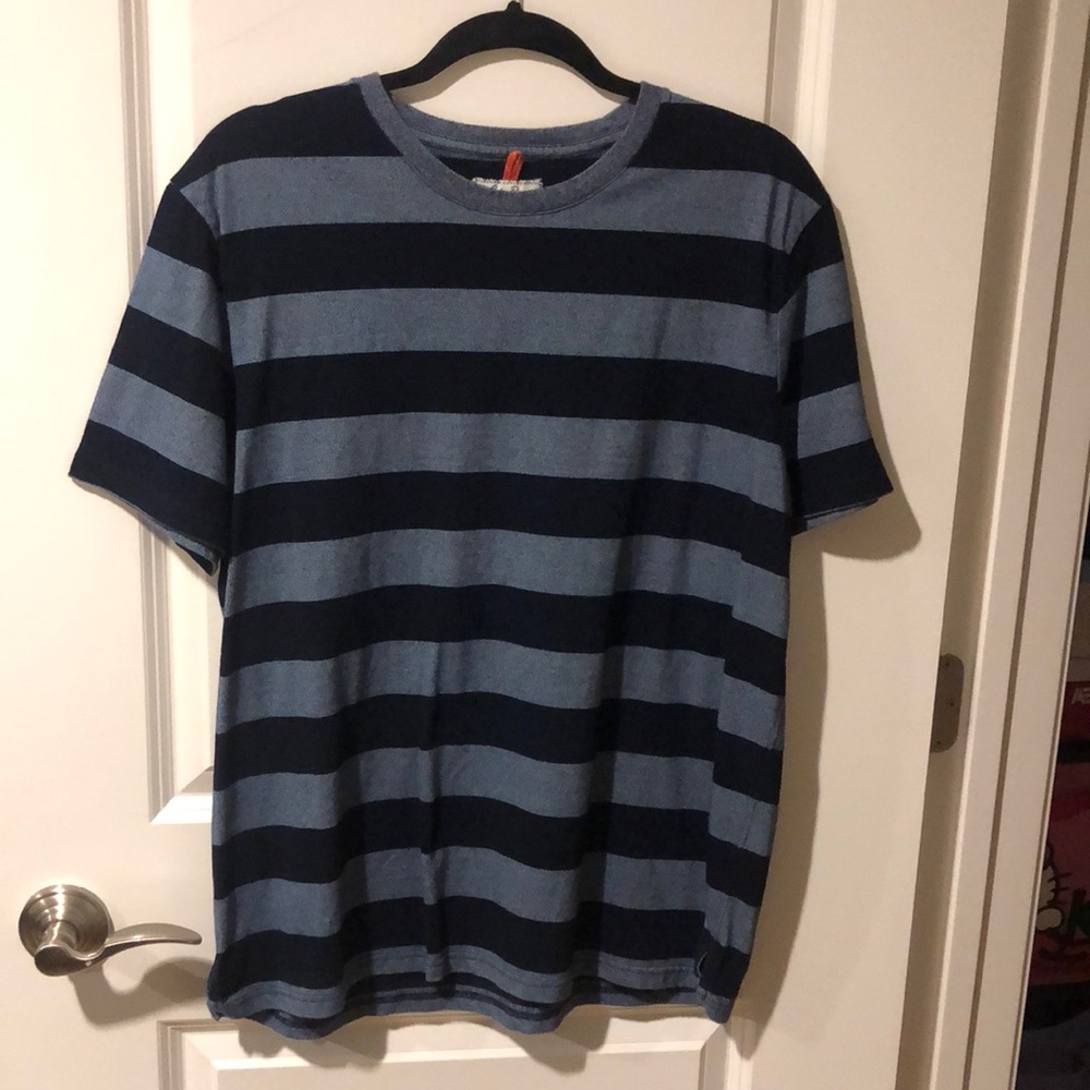 Lucky Brand T-Shirt